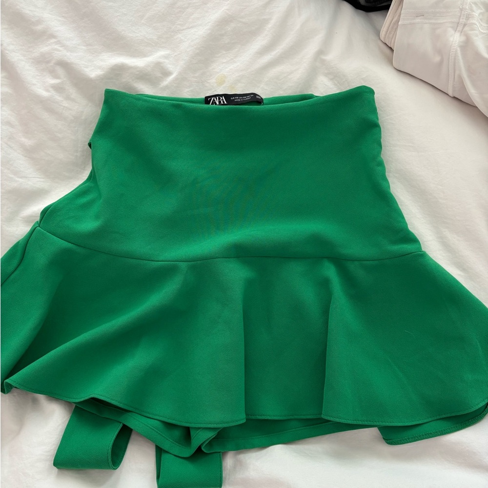 Zara Green Ruffled Fit and Flare Mini Skirt